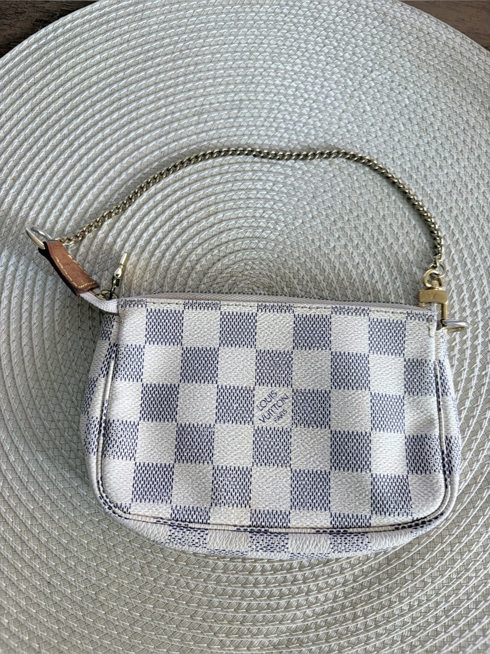 Authentic Louis Vuitton Damier Azur Pochette Accessory Pouch - Picture 3 of 11
